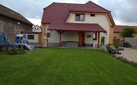 Apartmany Opolany